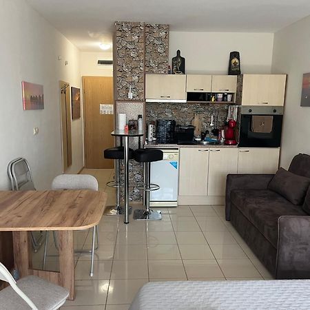 Harmony Hills Petkovi Studio Apartment 로가체보 외부 사진