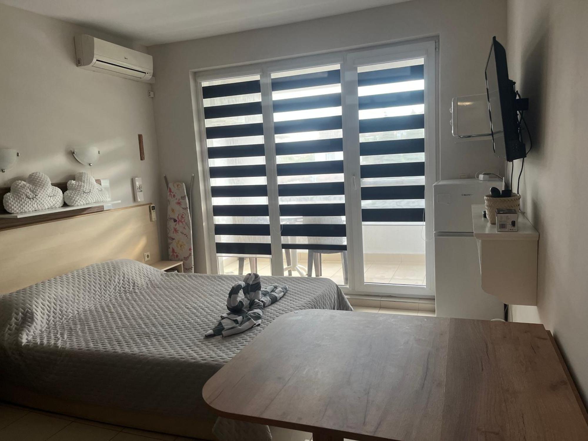 Harmony Hills Petkovi Studio Apartment 로가체보 외부 사진